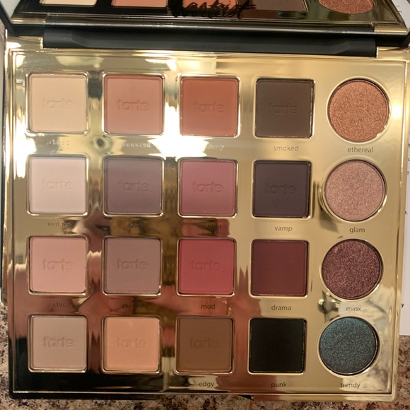 Brand new never used name brand make up - Picture 2 of 5